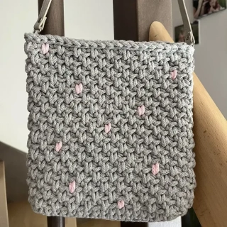 Kabelka crossbody: Šedá s růžovou
